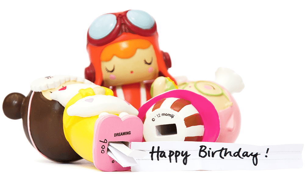 Three BFF Dina Momiji dolls with closed eyes, standing together with a "Happy Birthday!" note in front of them. — Momiji doll