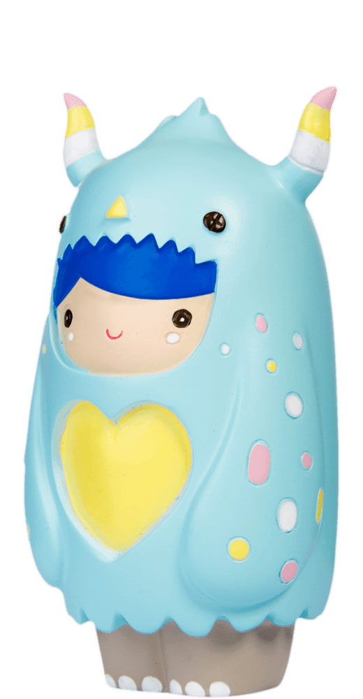 Huggle Love Bug Momiji doll: kawaii blue with a yellow heart, colorful spots, and striped horns. Secret message inside. — Momiji doll