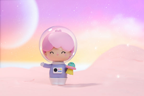 Astronaut Momiji in cute space