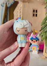 Load and play video in Gallery viewer, Little Starlight Girl (Head in the Clouds Edition) 8cm
